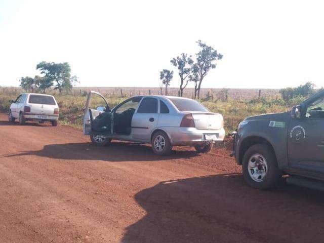Pol&iacute;cia apreende dois carros levando contrabando para Goi&acirc;nia