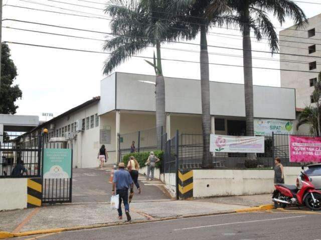 Greve dos m&eacute;dicos cancela 200 consultas no Hospital de C&acirc;ncer