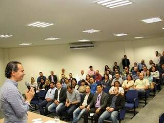 Prefeito Marquinhos Trad em seminário sobre tecnologia. (Foto: Assessoria PMCG).