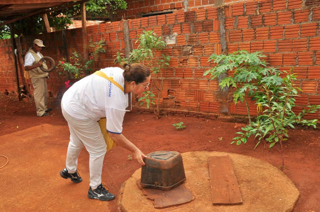 Prefeitura continua com a&ccedil;&otilde;es de combate &agrave; dengue em Dourados