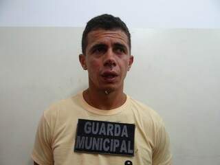 De acordo com a polícia, Pedro Henrique afirmou ser viciado em drogas. (Foto: Osvaldo Duarte/ Dourados News)