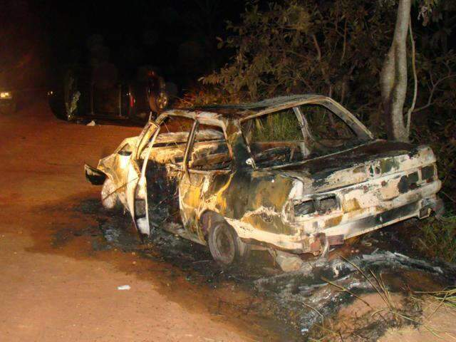  Fam&iacute;lia sobrevive &agrave; colis&atilde;o em rodovia que deixou Verona em chamas