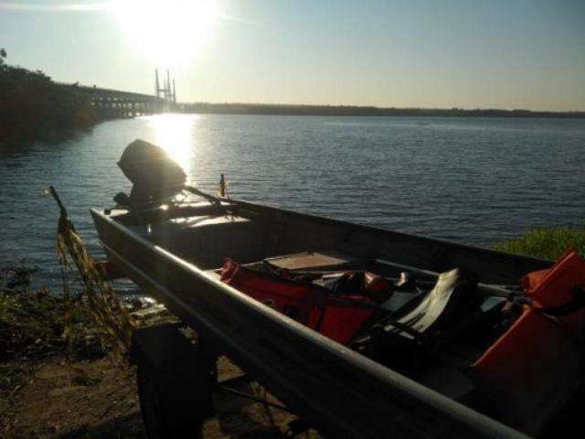 Homem de 68 anos morre afogado enquanto pescava no rio Paran&aacute;