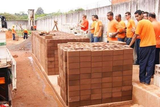 Secret&aacute;rio visita obra e diz que amplia&ccedil;&atilde;o ser&aacute; entregue em novembro