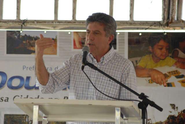  Murilo Zauith lan&ccedil;a obra de frigor&iacute;fico e destaca papel da piscicultura