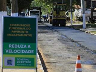 Obras de pavimentação em Miranda. (Foto: Edemir Rodrigues)