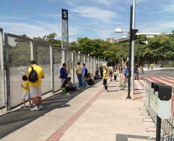 Torcedores saem de MS para assistir jogo, mas s&atilde;o ludibriados pela Fifa