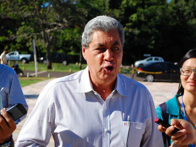  Andr&eacute; diz que vai recorrer at&eacute; a &uacute;ltima inst&acirc;ncia contra jornada extraclasse