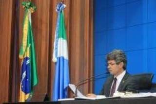 Rinaldo Modesto durante sessão na Assembleia Legislativa (Foto: Divulgação)