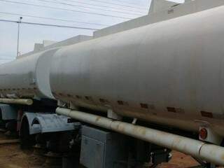 Com diesel estocado em tanques antigos, empresa &eacute; multada em R$ 21 mil