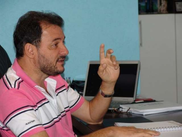 Com 92% de aprova&ccedil;&atilde;o e 16&ordm; sal&aacute;rio, prefeito bate os pr&oacute;prios recordes