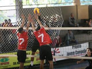 Competição está movimentando equipes de voleibol de MS (Foto: FVMS/Divulgação)