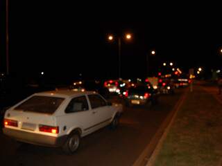 Interdição causa congestionamento na Duque de Caxias. (Foto: Pedro Peralta)