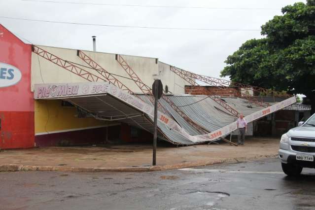 Falta de energia &eacute; risco para mulher que respira com ajuda de aparelhos