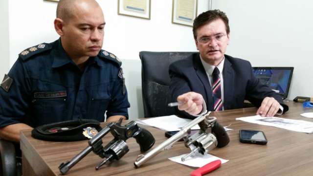 Assaltantes mortos na sexta eram latrocidas e traficantes, diz pol&iacute;cia