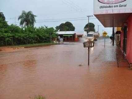 Em 24 horas, região do Estado teve mais de 100 milímetros de chuva 