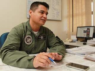 Coronel Gimenez é chefe da Coordenadoria Geral do Policiamento Aéreo. (Foto: Marcos Ermínio).
