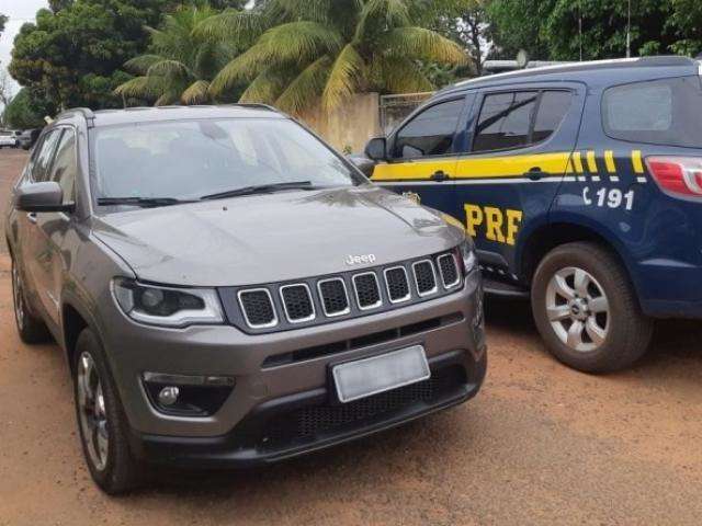 Suspeito &eacute; preso com carro de luxo locado em SP que entregaria na Bol&iacute;via 