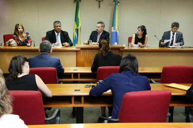 CPI ter&aacute; Jo&atilde;o Grand&atilde;o como presidente e Antonieta na relatoria