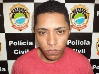 Jonathan Souza Rodrigues foi autuado em flagrante por receptação (Foto: Divulgação/PC)