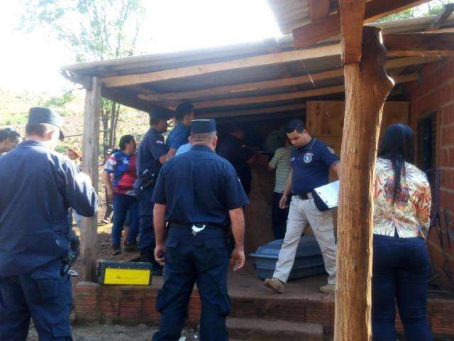 Casal de comerciantes &eacute; executado a tiros em assentamento na fronteira