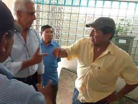 &Iacute;ndios deixam Funai, coronel &#039;assume&#039; e promete ir &agrave;s comunidades