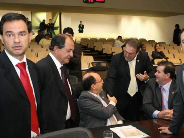  Confus&atilde;o na vota&ccedil;&atilde;o equivocada de projeto gera pol&ecirc;mica na Assembleia 