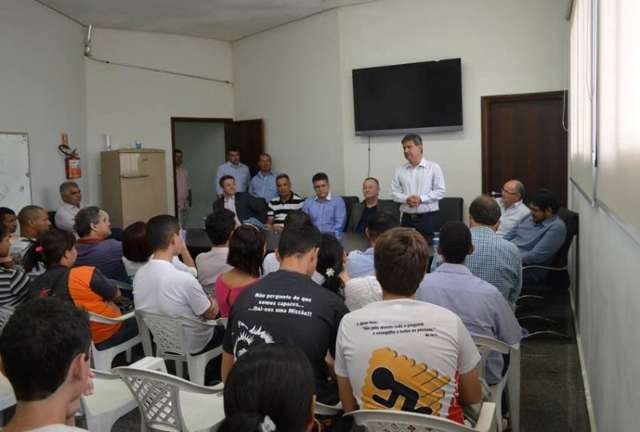 De olho em aliados, Nelsinho participa de encontro do PRB em Nova Andradina