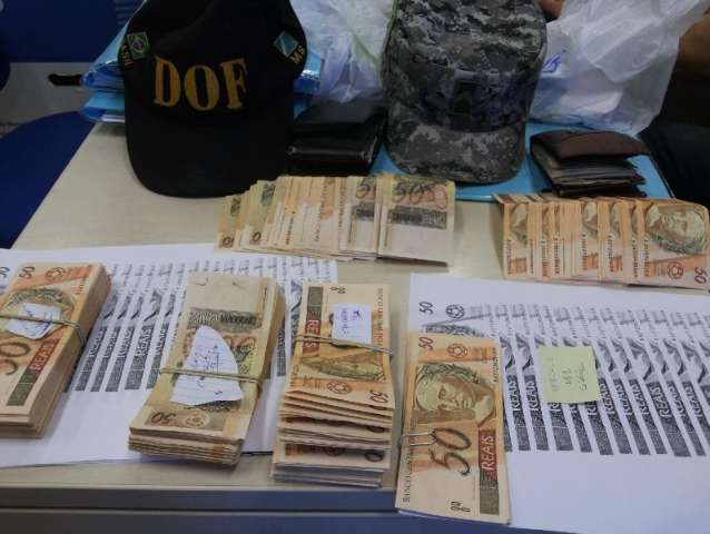 Pol&iacute;cia apreende R$ 29,2 mil em notas falsas durante fiscaliza&ccedil;&atilde;o em rodovia 