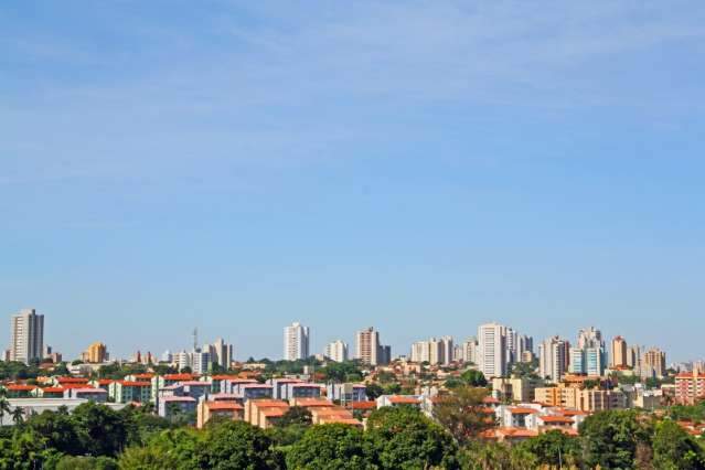 Ter&ccedil;a-feira ser&aacute; mais um dia de calor intenso em todo Estado 