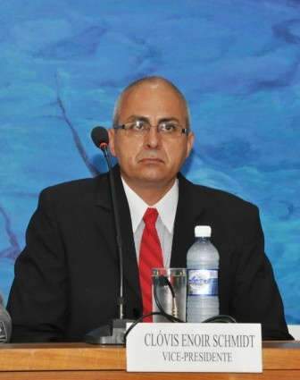  Vice-presidente assume provisoriamente a C&acirc;mara de Bonito