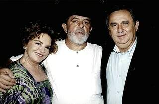 Marisa Letícia, Lula e Bumlai em foto reproduzida pela Folha em matéria do dia 21 de janeiro deste ano (Foto: Reprodução)