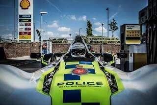 O carro de polícia mais rápido do mundo