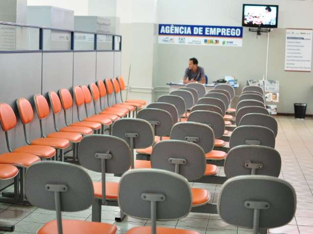 &Agrave; procura de emprego, eles esperam come&ccedil;ar o ano trabalhando
