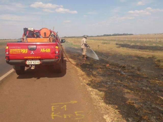 Fuma&ccedil;a atrapalha condutores e causa engavetamento na BR-262