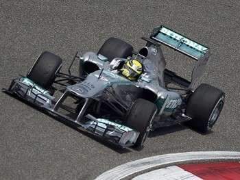 Com 8&ordf; pole seguida da Red Bull, Vettel larga na frente no GP do Brasil de F-1