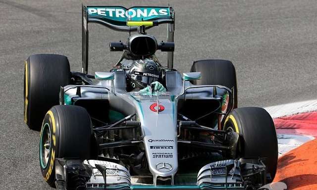 Rosberg vence GP da It&aacute;lia e acirra disputa do t&iacute;tulo com Hamilton