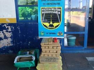 Em menos de seis horas pol&iacute;cia apreende mais de meia ton de maconha na MS-276