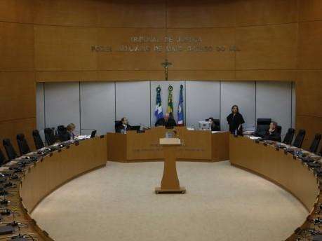 Justi&ccedil;a nega absolvi&ccedil;&atilde;o e mant&eacute;m preso homem que violentou enteada de 12 anos