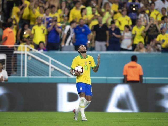 Futebol tem Brasil em campo daqui a pouco e mais 3 jogos do Brasileir&atilde;o