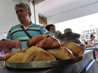 Além do pão, reajuste também vai chegar ao preço dos salgados. (Foto: João Garrigó)