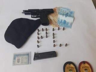 Escondido na casa da m&atilde;e, &quot;Gordo&quot; &eacute; preso com moto roubada e pistola