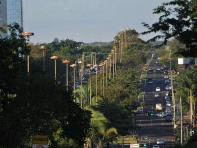 Caminhada ecol&oacute;gica quer incentivar a&ccedil;&otilde;es de preserva&ccedil;&atilde;o ambiental 