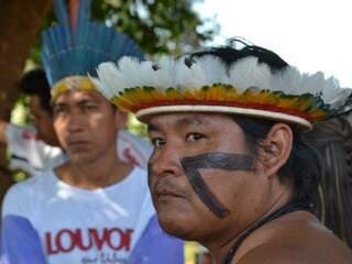 Indígenas dizem que permanecem na área, parte dos 15 mil hectares reivindicados. (Foto: Minamar Júnior)