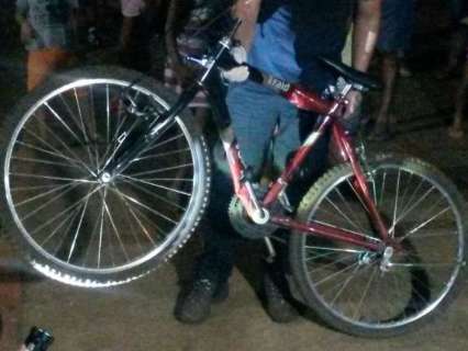 Ciclista morre após ser atropelado por carro no Jardim Água Boa