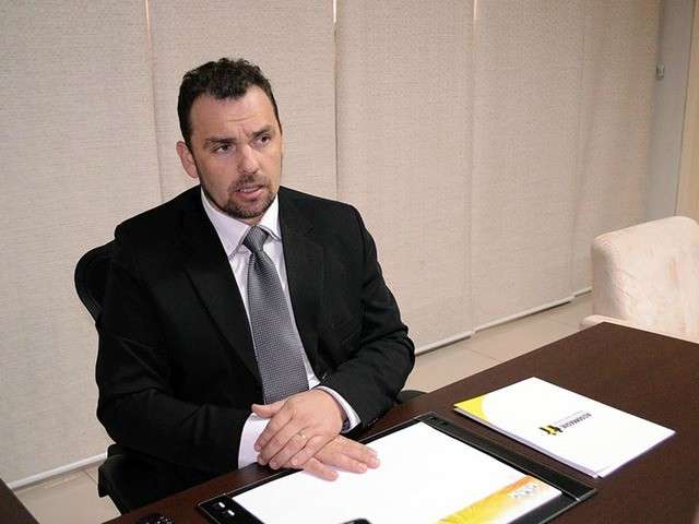 Justi&ccedil;a bloqueia bens de pol&iacute;ticos e empres&aacute;rios por compra de farinha