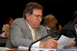 Deputado Giroto visitou vários gabinetes para agilizar os repasses (Foto: Divulgação)
