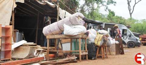 Famílias que saíram de propriedade em Sidrolândia devem acampar em Quebra Coco