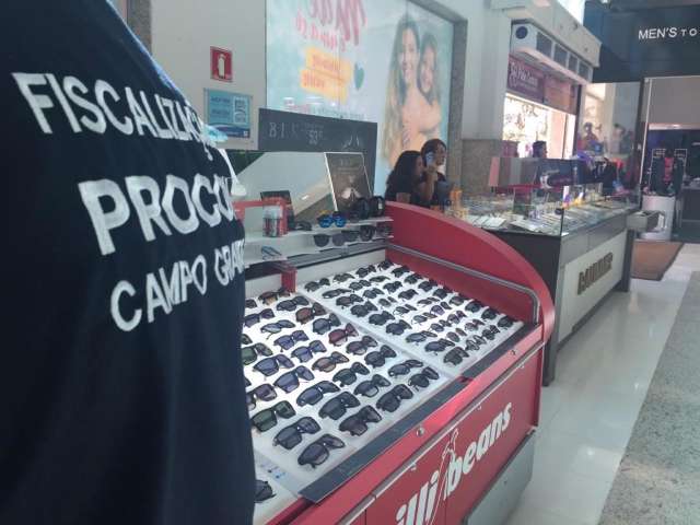 Procon vai fiscalizar lojas, mot&eacute;is e at&eacute; sex shops no m&ecirc;s dos namorados