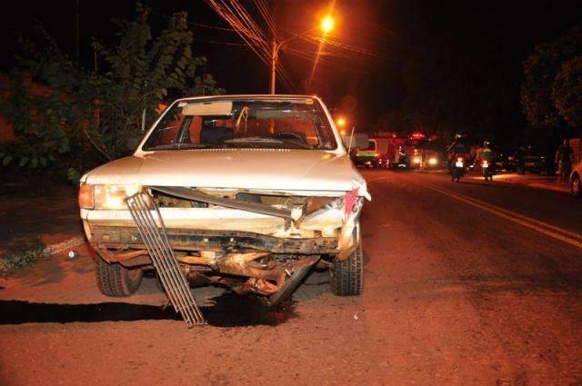 Bombeiros evitam linchamento de motorista ap&oacute;s acidente no Tiradentes